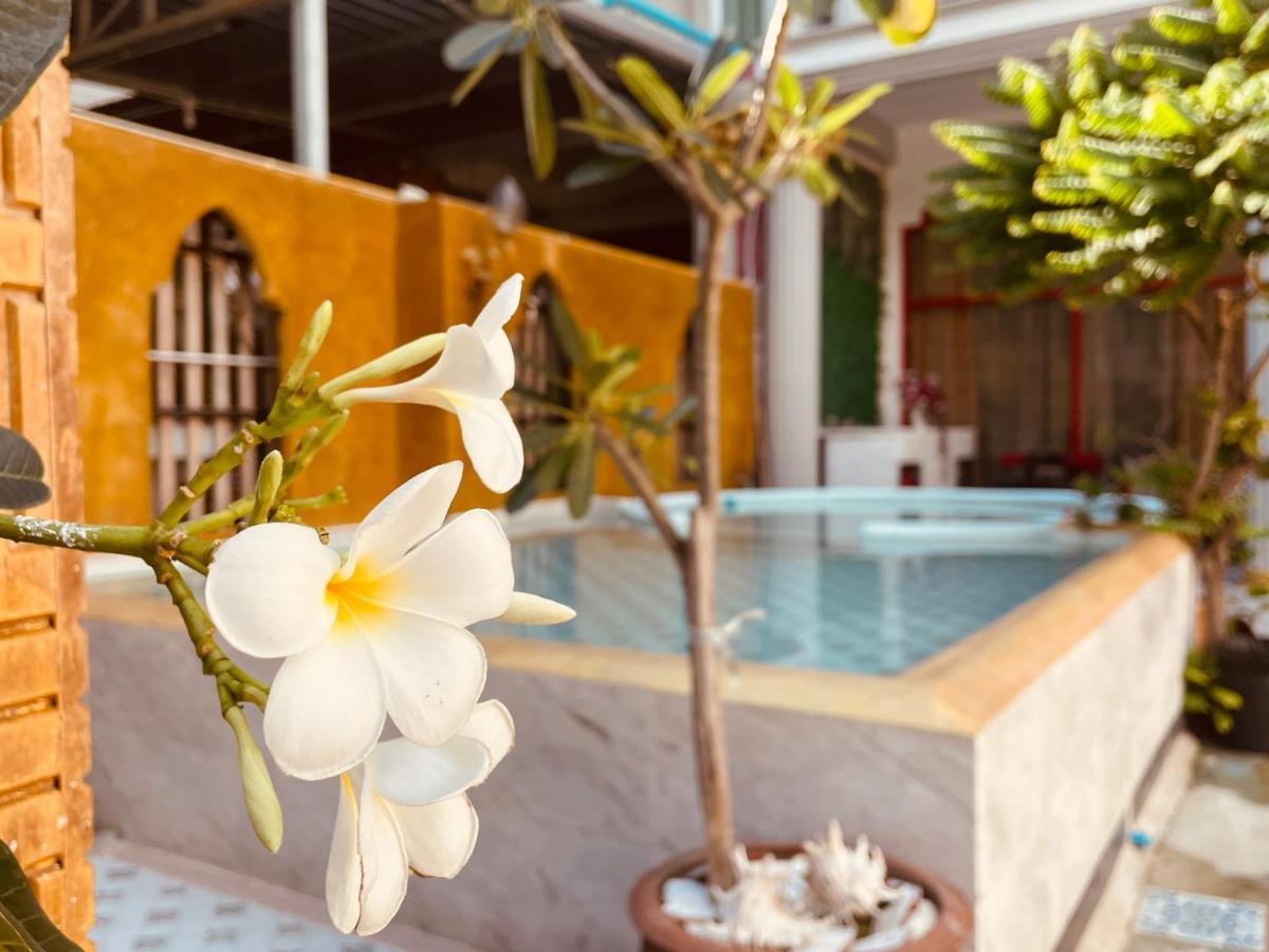 Mandala Beach Villa Jomtiean Jomtien Exterior foto